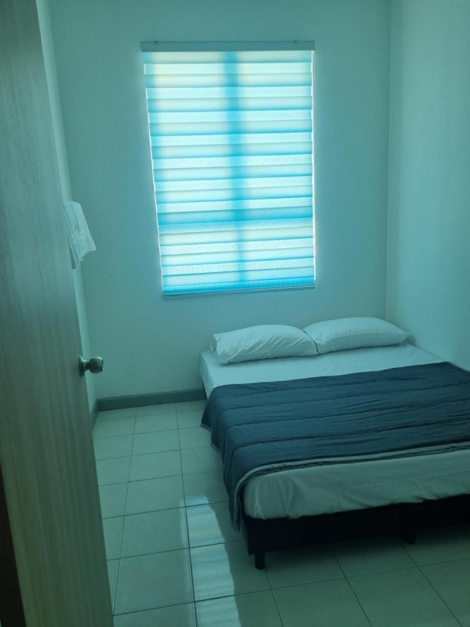 Seaside Haven Homestay Seaview Unit With Pool Opposite Ktcc & Mayang Mall - Pangsapuri Ladang Tanjung Kuala Terengganu Eksteriør billede